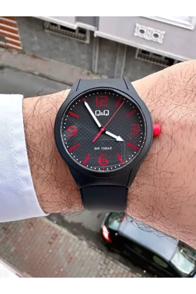 ساعت qandq qandq