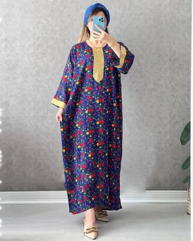 پیراهن ساحلی نخی طرح گل‌دار و خرجکار