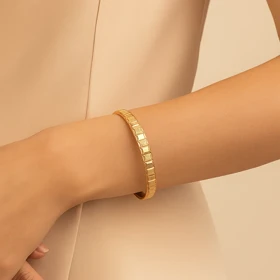 دستبند النگویی ژوپینگ طرح مربعشکل با بافت