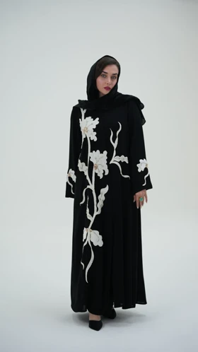 عبا جواهردوزی آیسل
