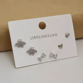 پک گوشواره نگین‌دار بنیا با آبکاری نقره925 رنگ سیلور