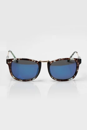 عینک آفتابی زنانه daniel-klein