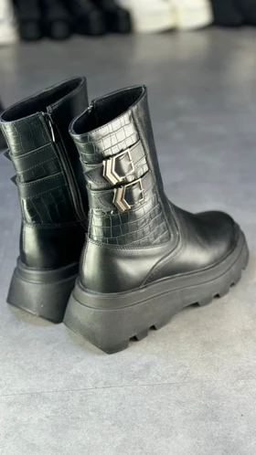 بوت دوسگک سنگی 5551