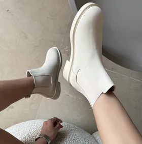 نیم بوت زنانه مدل چلسی