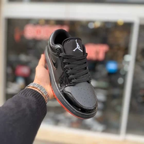 کتانی جردن 1 مشکی قرمز کد 6078