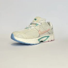 کفش راحتی نایک وی 5 V کرم