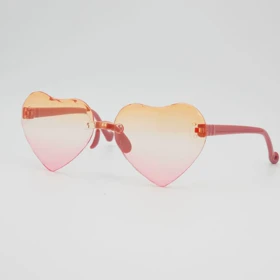 عینک آفتابی بچگانه طرح قلب با شیشه‌های ضد اشعه UV (نارنجی قرمز)