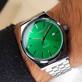 ساعت مچی مردانه کاسیو گادفادر بندسیلور صفحه سبز
