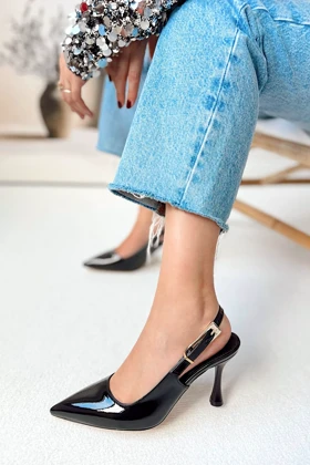 کفش پاشنهبلند کلاسیک زنانه polka-store polka-store