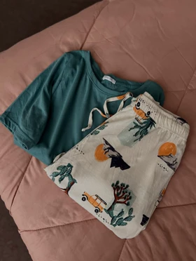 تی‌شرت فاق بلند برمودا نخ و پنبه h&m