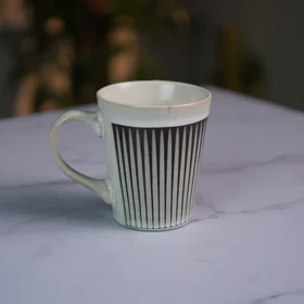 ماگ سرامیکی دنی هوم سیاه و سفید طرح دار / BA69