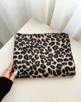 شال وارداتی leopard کد 400