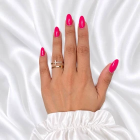 انگشتر مراقبتی زنانه صلیب طلایی