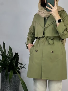 ترنچ کت پاییزه آرام