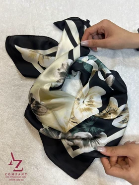 مینی اسکارف ابریشم وارداتی