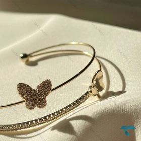 دستبند زنانه طلایی طرح پروانه نگین‌دار Bracelet-8461-L