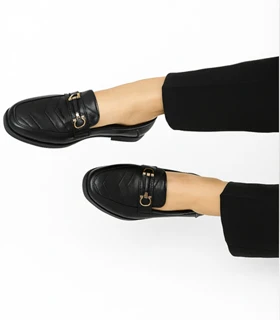 کالج زنانه مدل بالشتی