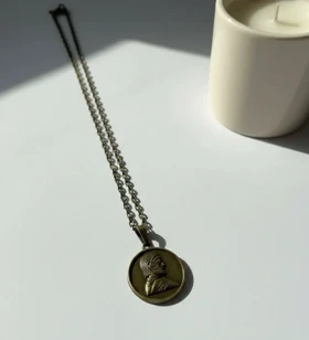 گردنبند کوروش کبیر - نمادی از خرد، عدالت و انسانیت