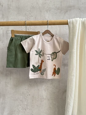 ست تیشرت شلوارک طرح تنبل درختی