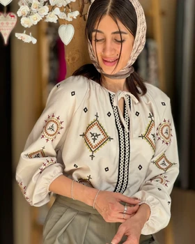 شومیز گلدوزی