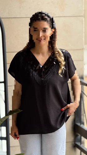بلوز پولکی