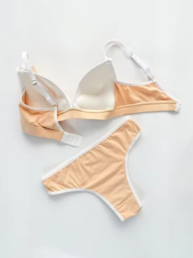 ست شورت و سوتین پوش آپ دار نخ پنبه هارنس دار نوشته کلوین کلاین Calvin klein فیتن Fitan