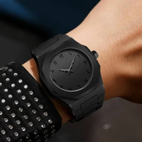 ساعت فول بلک کربنی بابدنه وبندتمام کربن