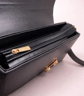 کیف زنانه پاسپورتی مدل نارسیس