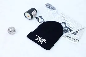 کلاه بافت dior