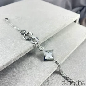 دستبند لویی ویتون زنانه نقره ای نگین صدفی 40108