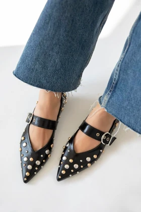 کالج زنانه استراسونس straswans