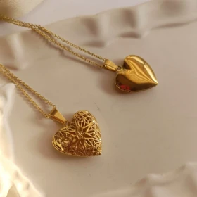 لاکت قلب طلایی