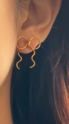 گوشواره پاپیون