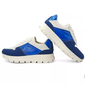 کفش راحتی زنانه مدل Stradivarius Sneakers - SKBu/W87