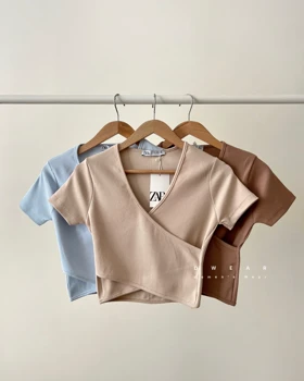کراپ تیشرت چپ و راستی ZARA