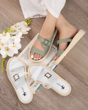 صندل زنانه وینا کد 28589