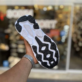 کتانی هوکا مشکی سفید کد 6615