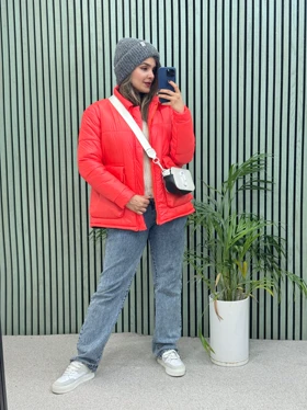 کاپشن نیلین