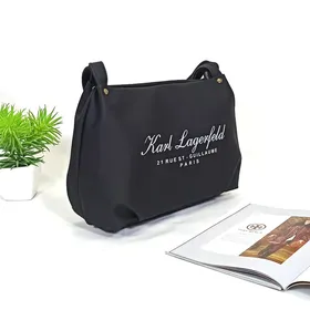 کیف دوشی مدل کارل لاگرفلد