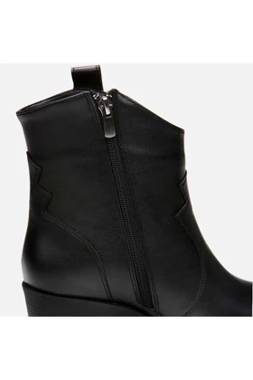 بوت و نیم بوت زنانه yaya-by-hotic yaya-by-hotic