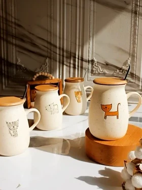 ماگ گربه درب چوبی