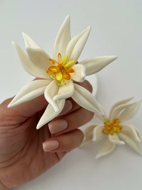 گوشواره گل پاییزی