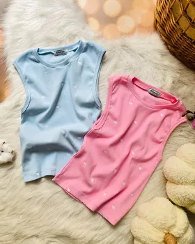 تاپ گلدوزی