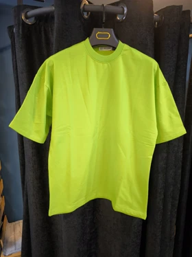 تیشرت بیسیک سبز فسفری لش آستین سه ربع پارچه پنبه ماکان دورس دو نخ اورجینال دیلم