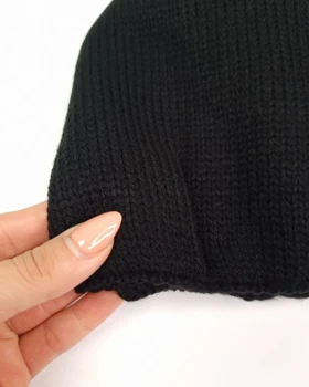 کلاه بافت کلاسیک مشکی