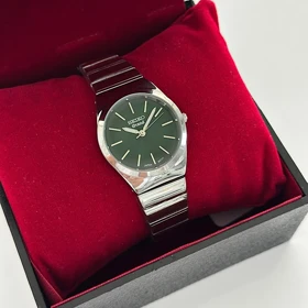 ساعت زنانه سیکو نقرهای صفحه سبز کد 796
