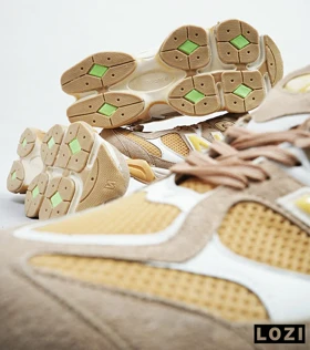 کفش کتانی مردانه قهوه ای سفید NEW BALANCE 9060