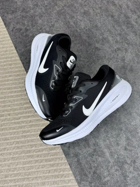 کتانی رانینگ مدل نایک وومرو