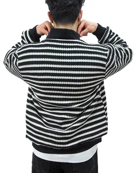 کاپشن مردانه یقه بامبر بیسبالی کتی زیپ‌دار رنگ سفید مشکی