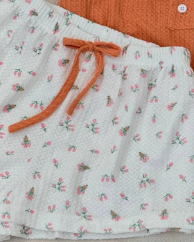 ست نیم‌تنه و شلوارک گل ریز کد 5073